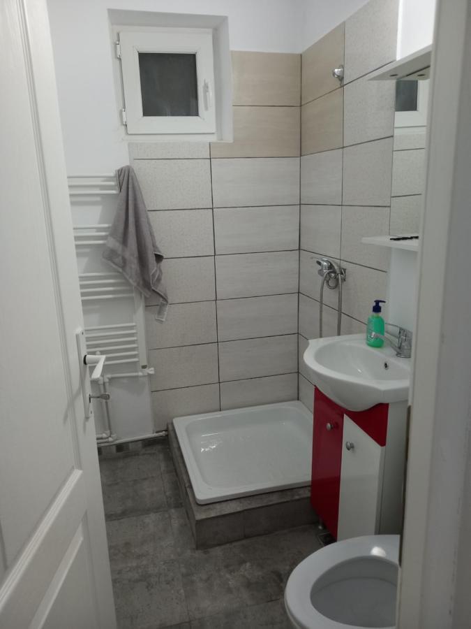 Pascani Noul Centru Экстерьер фото